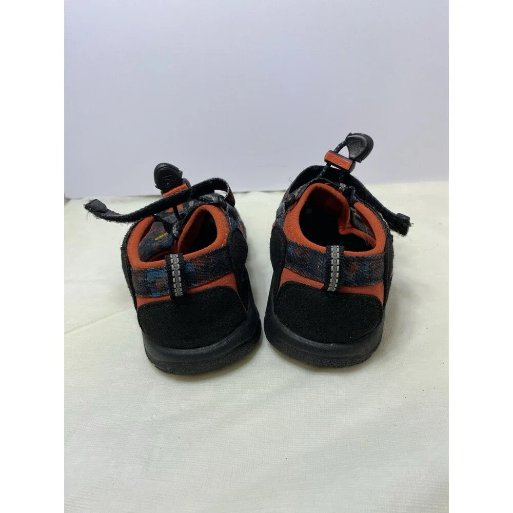 KEEN Newport H2 Waterproof Sandals Hiking Shoes Big Kid 12 Red Blue Black Camo